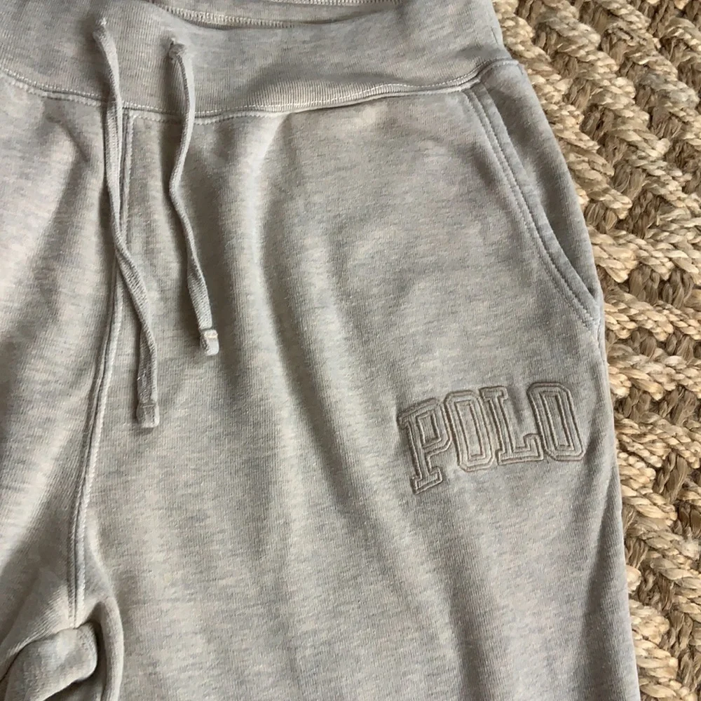 Polo joggers, big fit, size M.